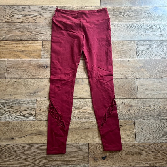 ALO Yoga Pants - alo Yoga Leggings Women’s Medium Dark Red Criss Cross Detail Athleisure Workout